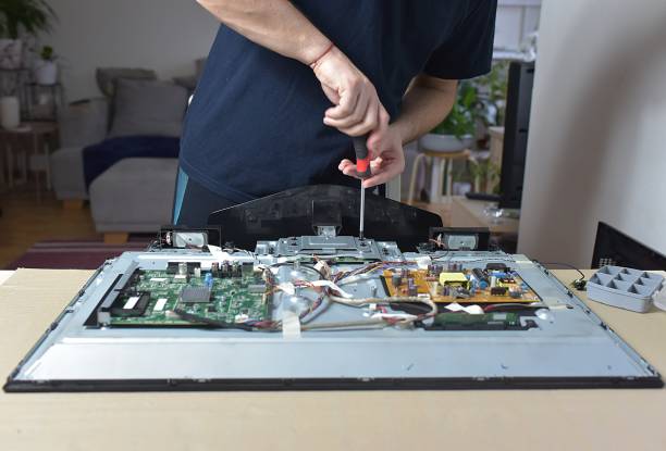TV Repair Service in Janakpuri Delhi